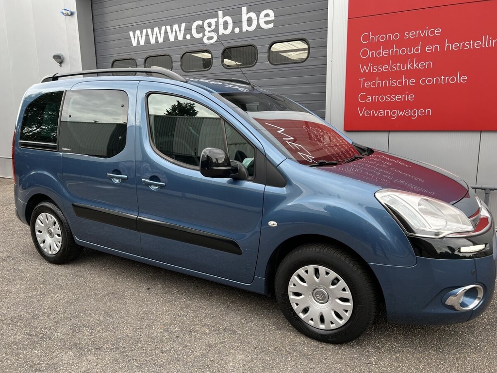Carwebs 147 1