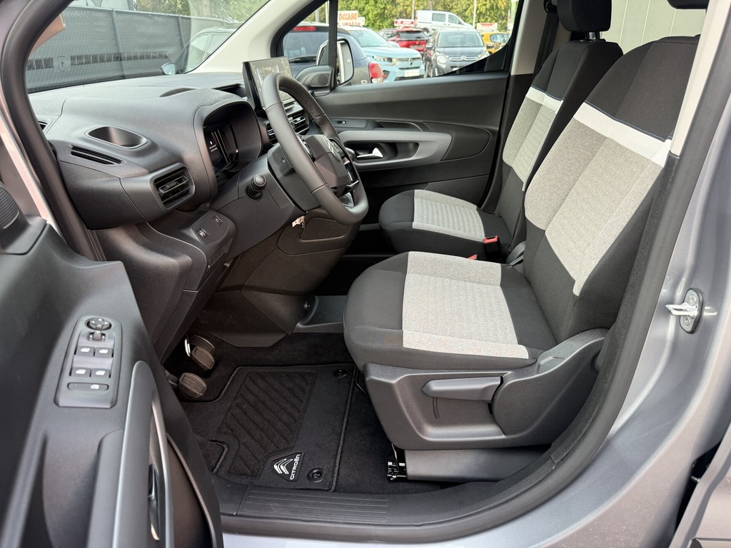 Carwebs 517 12