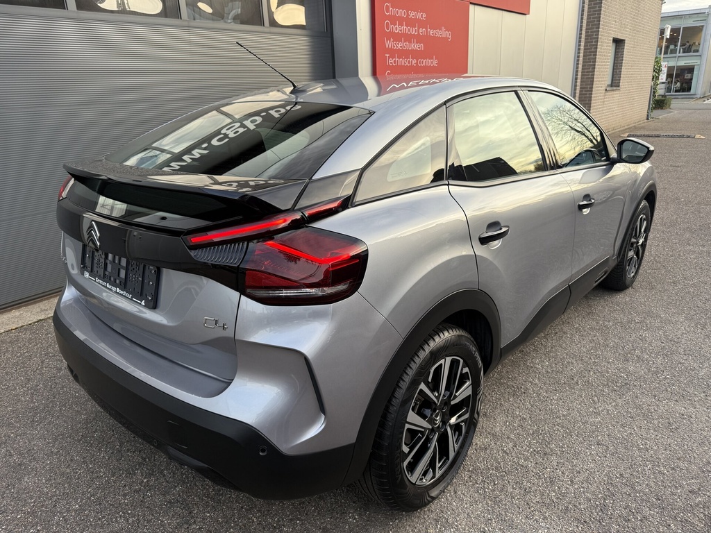 Carwebs 443 4
