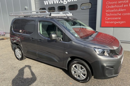 Peugeot Partner 12PureTech 130pk EAT8 MET 2626 Kilometers